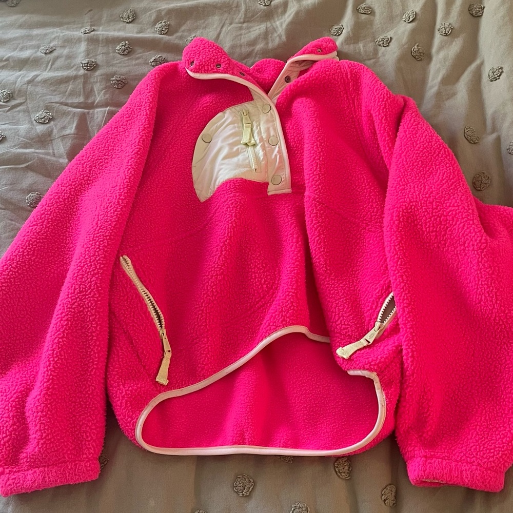 Free people movement hit the slopes pullover